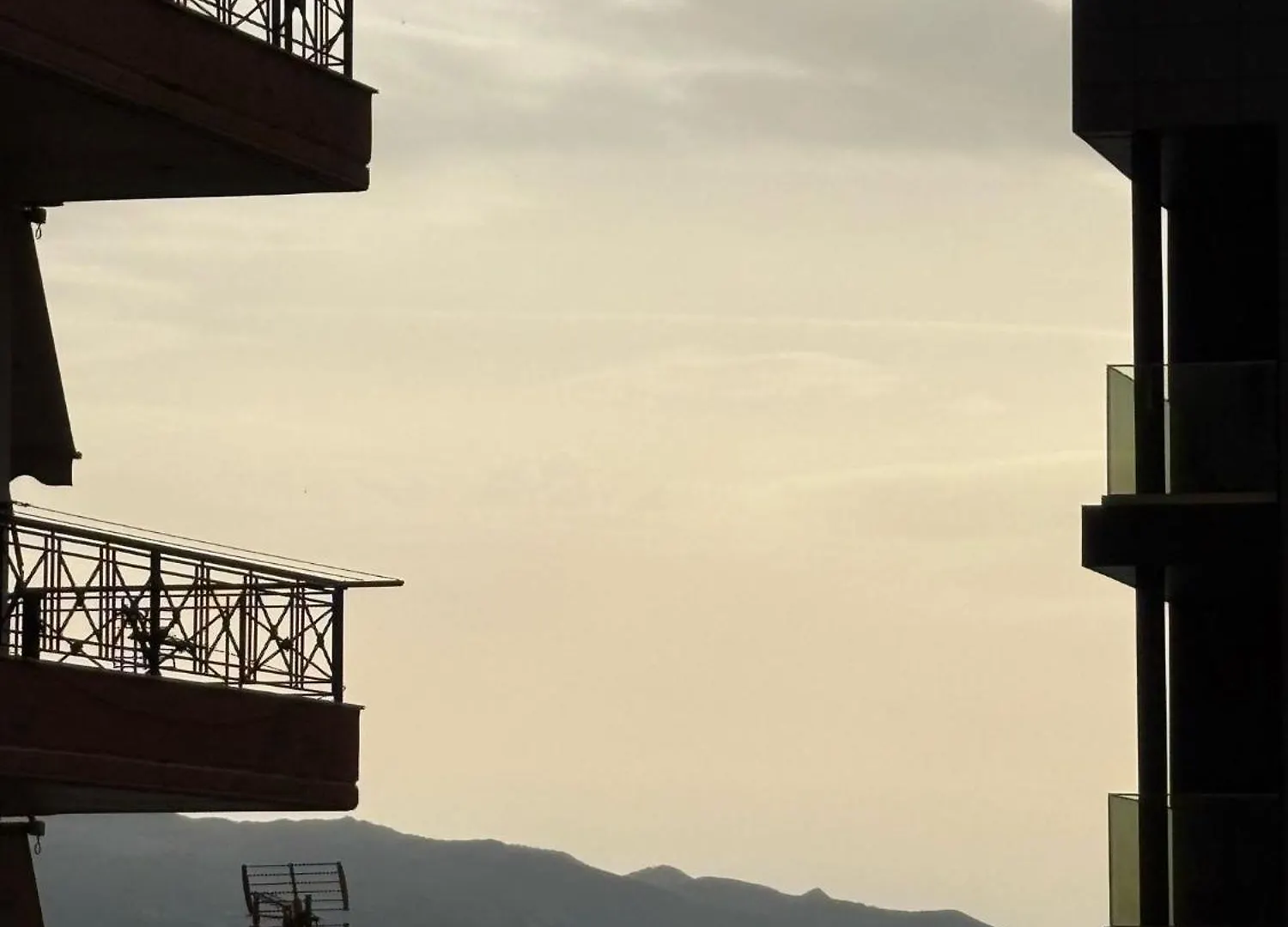 Luis Luxury Apartment Sarandë 0*,  알바니아